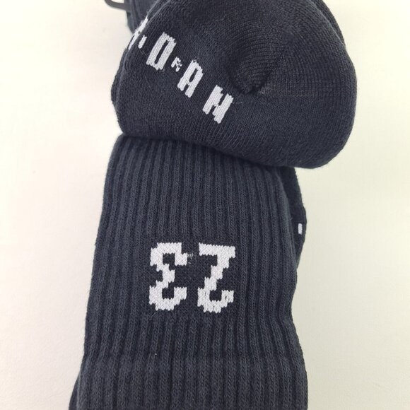 Jordan Essential Crew 3 Pack Men Socks Black Dri-Fit - Picture 3 of 5